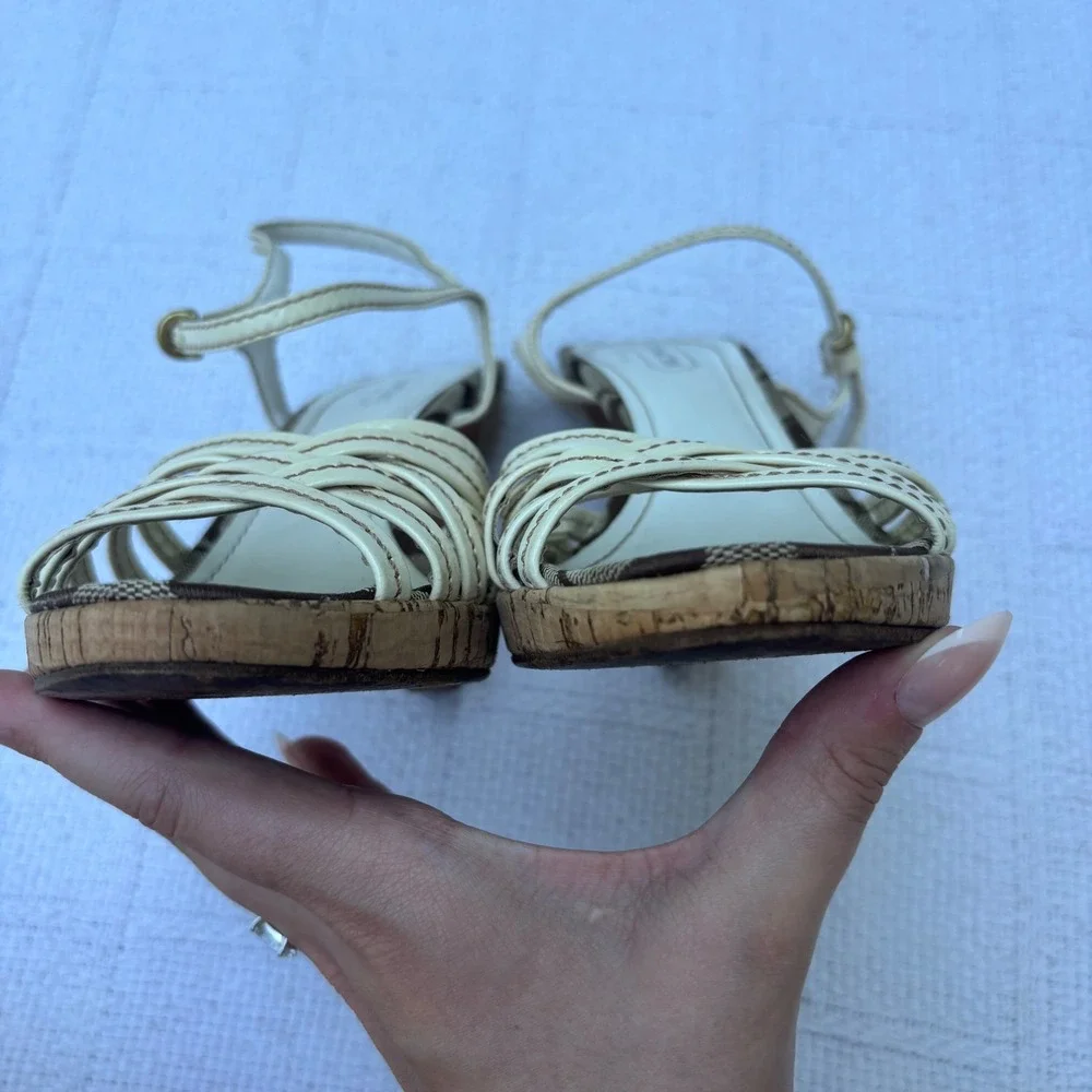 Coach women 8b